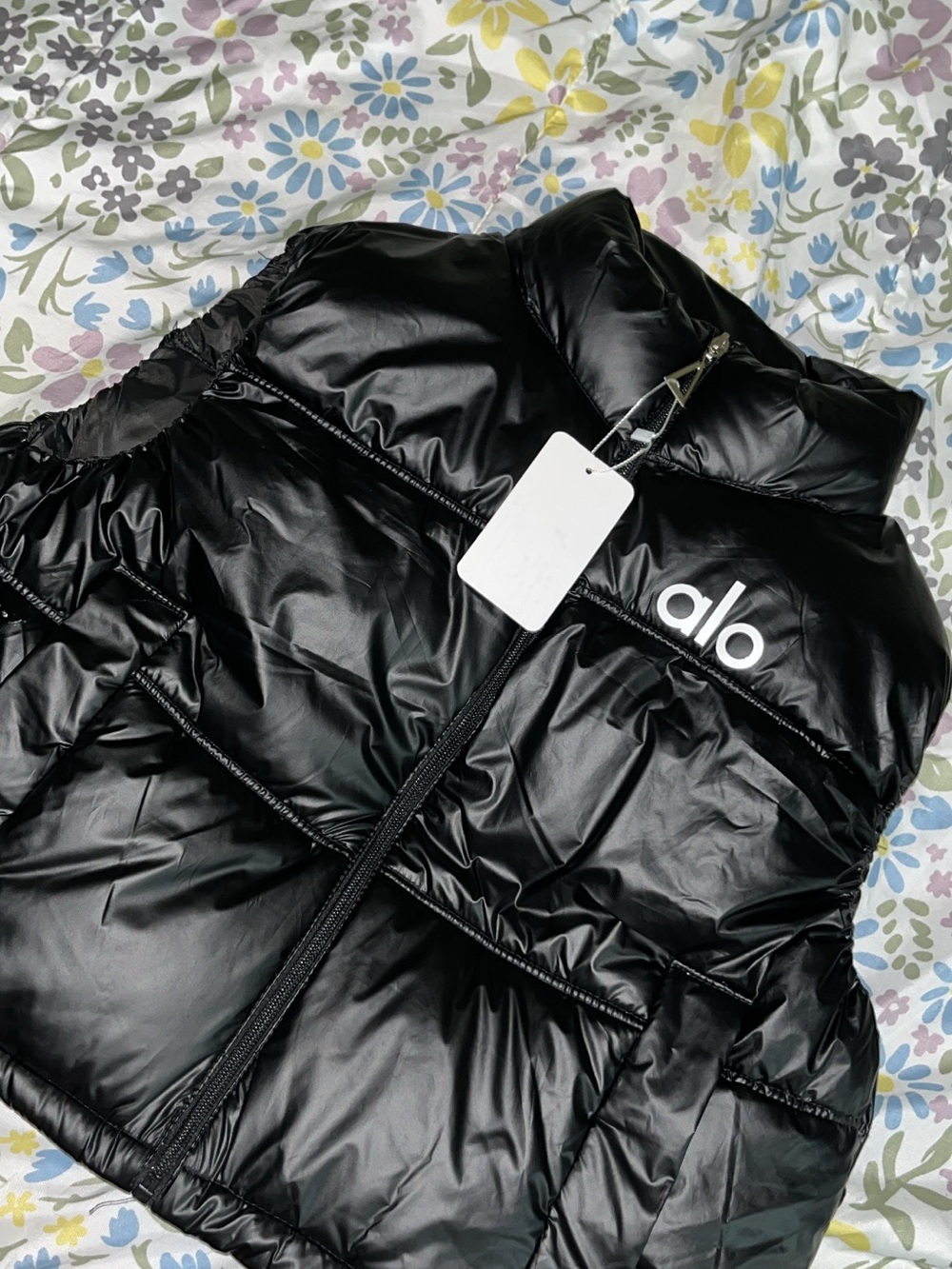 alo Black Puffer Vest